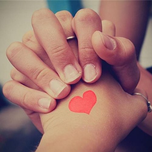 Стоит ли признаваться парню в любви?