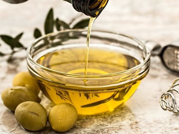 Как выбрать правильное оливковое масло для здорового рациона