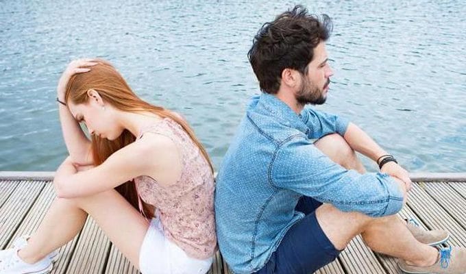9 тревожных признаков того, что вам стоит переоценить свои отношения